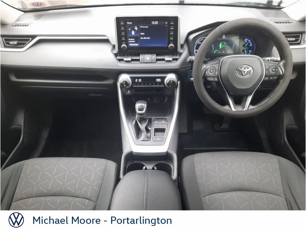 Toyota RAV4 2.5 Hybrid Luna 2WD - Image 2