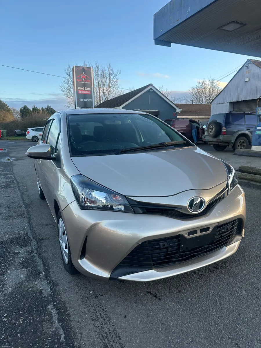 Toyota Vitz 2014 - Image 3