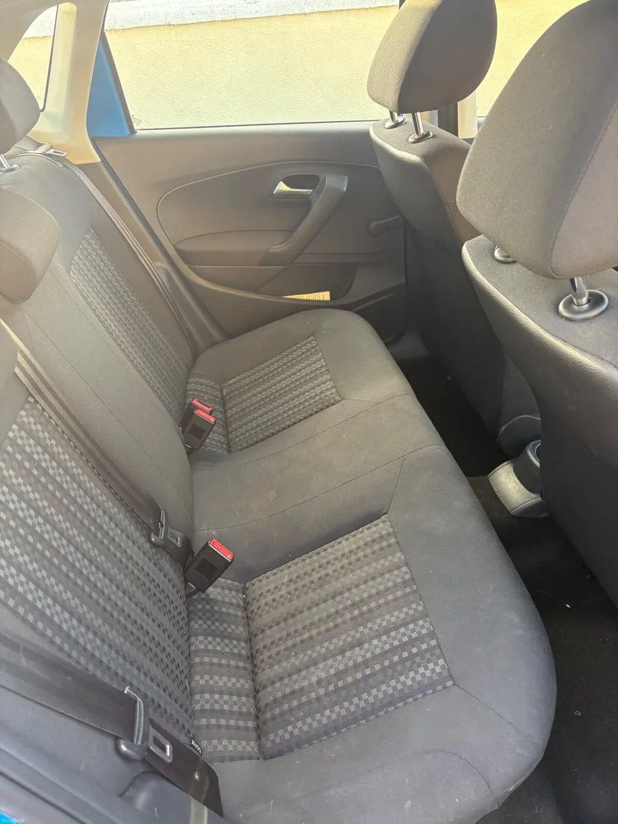 Volkswagen Polo 2015 - Image 4