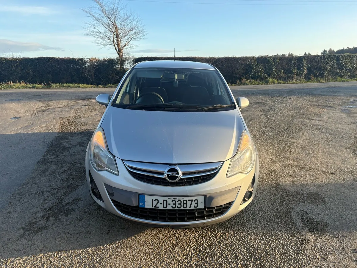 Opel Corsa *Automatic* - Image 2
