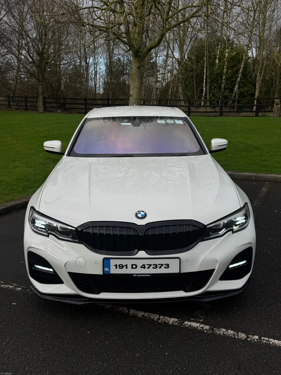 BMW 3-Series 2019 M sport Plus - Image 3