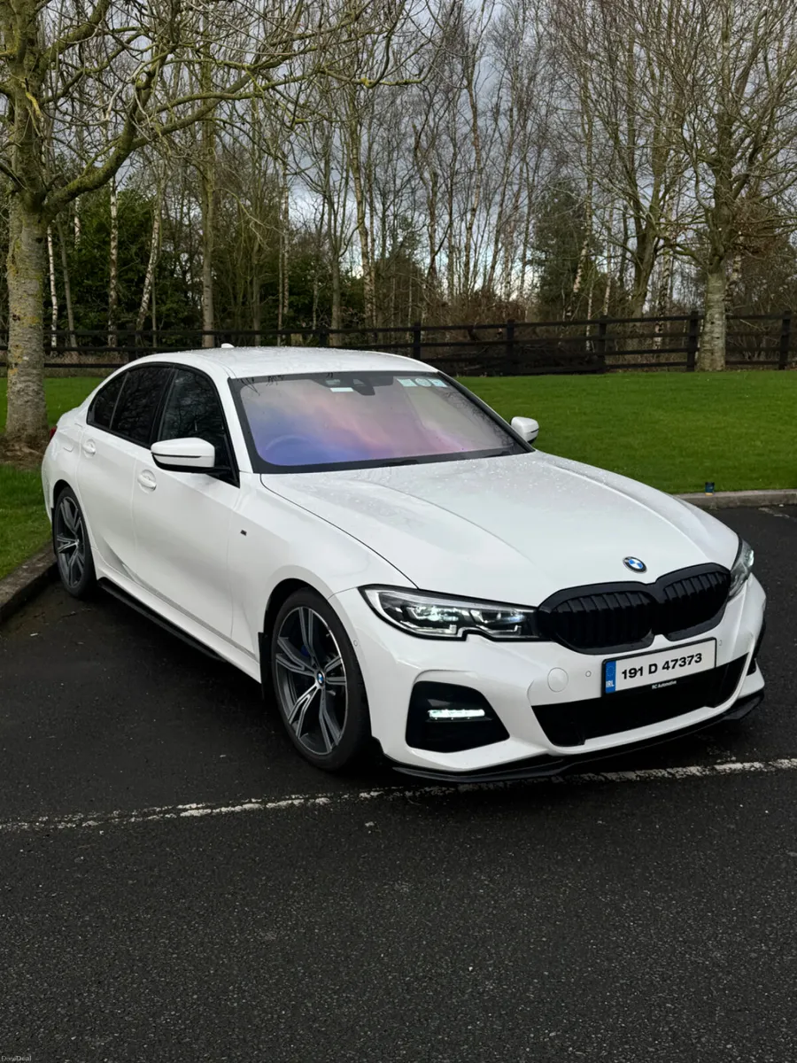 BMW 3-Series 2019 M sport Plus - Image 2