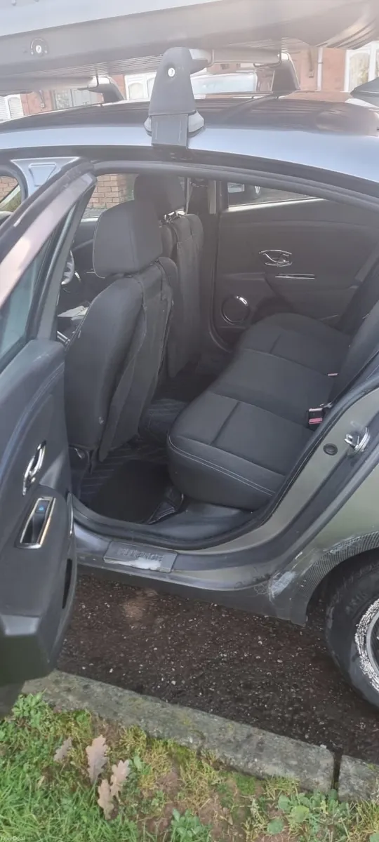 Renault Fluence 2014 - Image 2