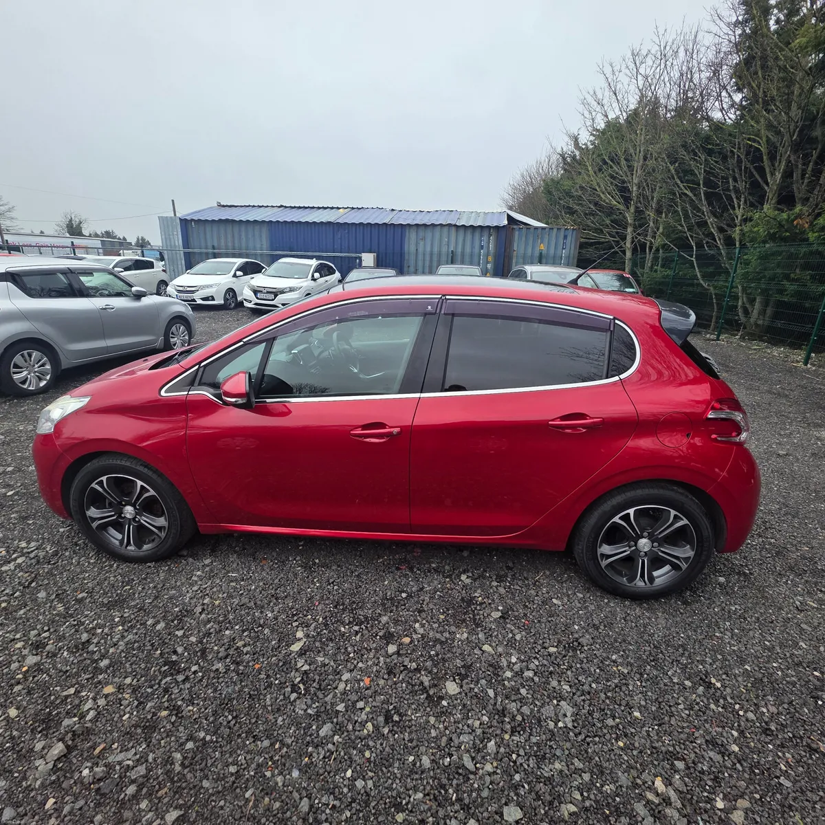 Peugeot 208 Automatic 2015 Low Miles - Image 4