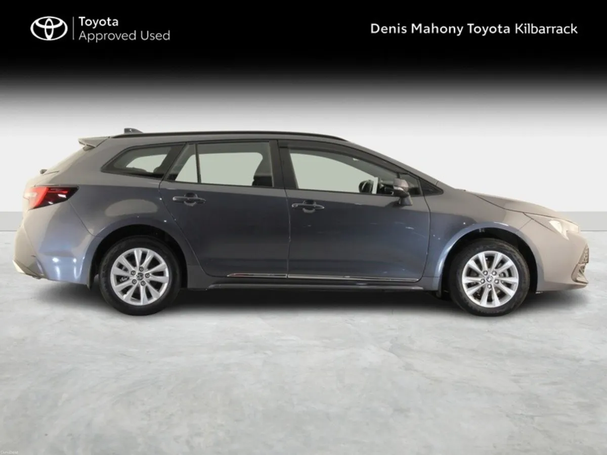 Toyota Corolla HYBRID LUNA T/S - Image 3