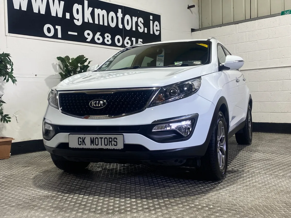 Kia Sportage 2015//HIGH SPEC//FINANCE AVAILABLE - Image 3