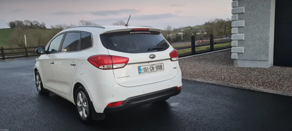 Kia Carens 2015 - Image 4