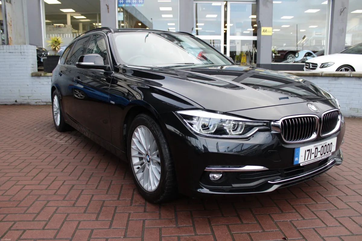 2.0D SE LUXURY EDITION  5DR ESTATE AUTOMATIC // HU - Image 2