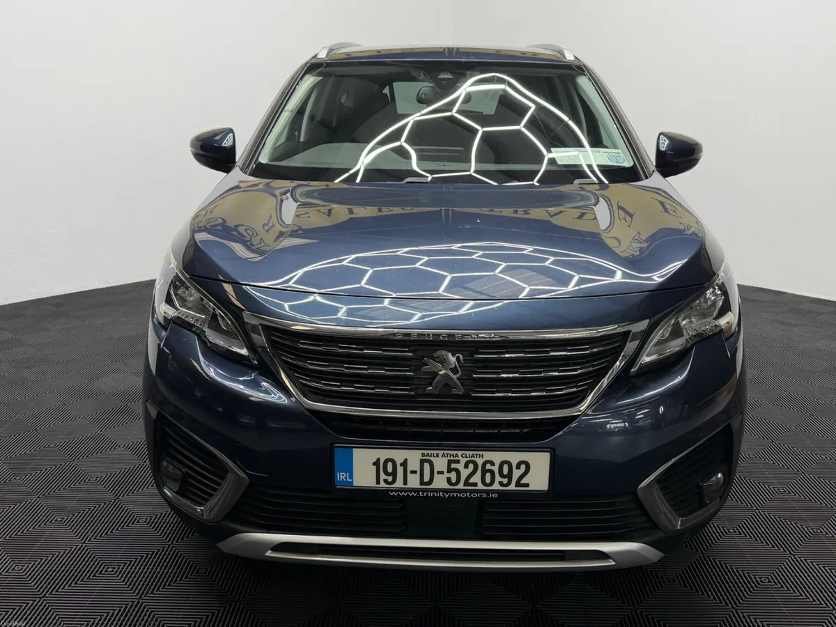 2019 Peugeot 5008 1.5 Allure 7 seat automatic - Image 3