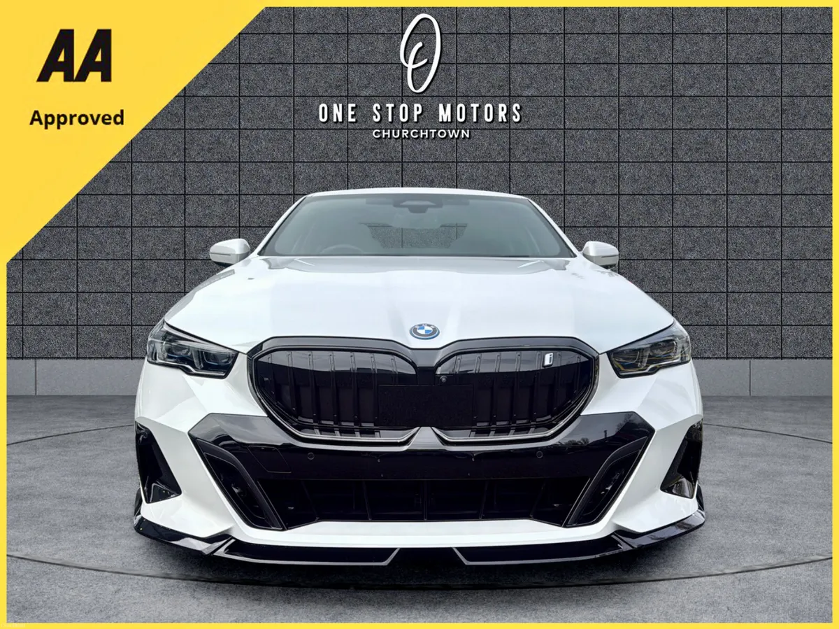 2024 BMW i5 *MSPORT PRO* 5,000KM (EVERY EXTRA) - Image 6