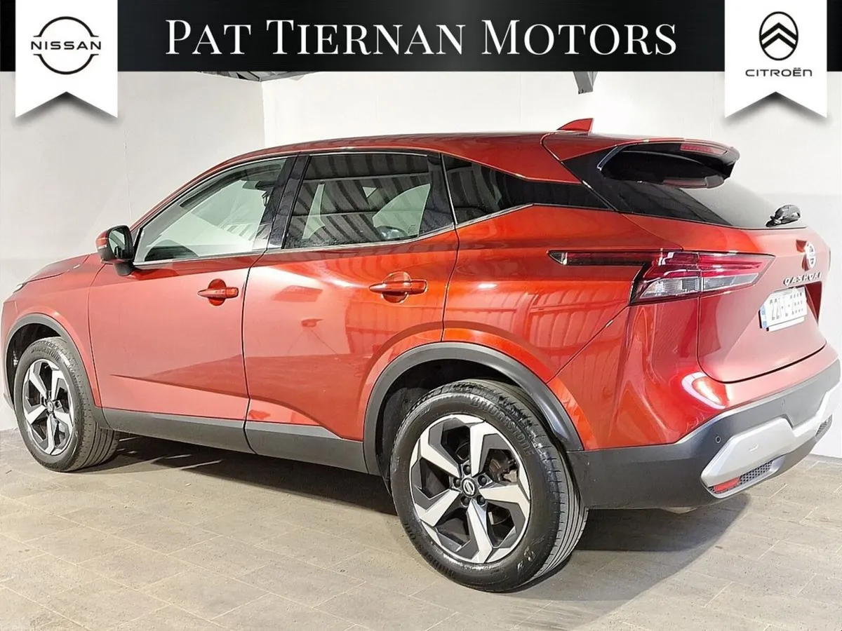 Nissan Qashqai 1.3 PREMIUM ( + Part Leather ) - Image 2