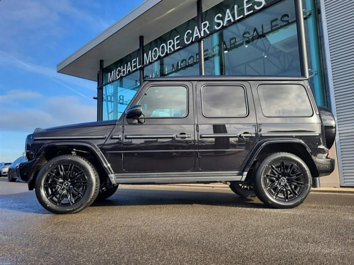 Mercedes-Benz G-Class G450d AMG LINE 4MATIC AUTO * - Image 5