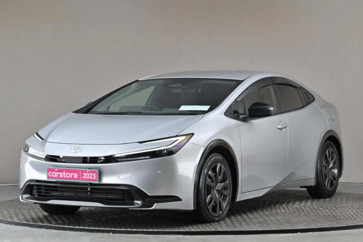 Toyota Prius 1.8 SELF CHARGING HYBRID **REVERSE CA - Image 3