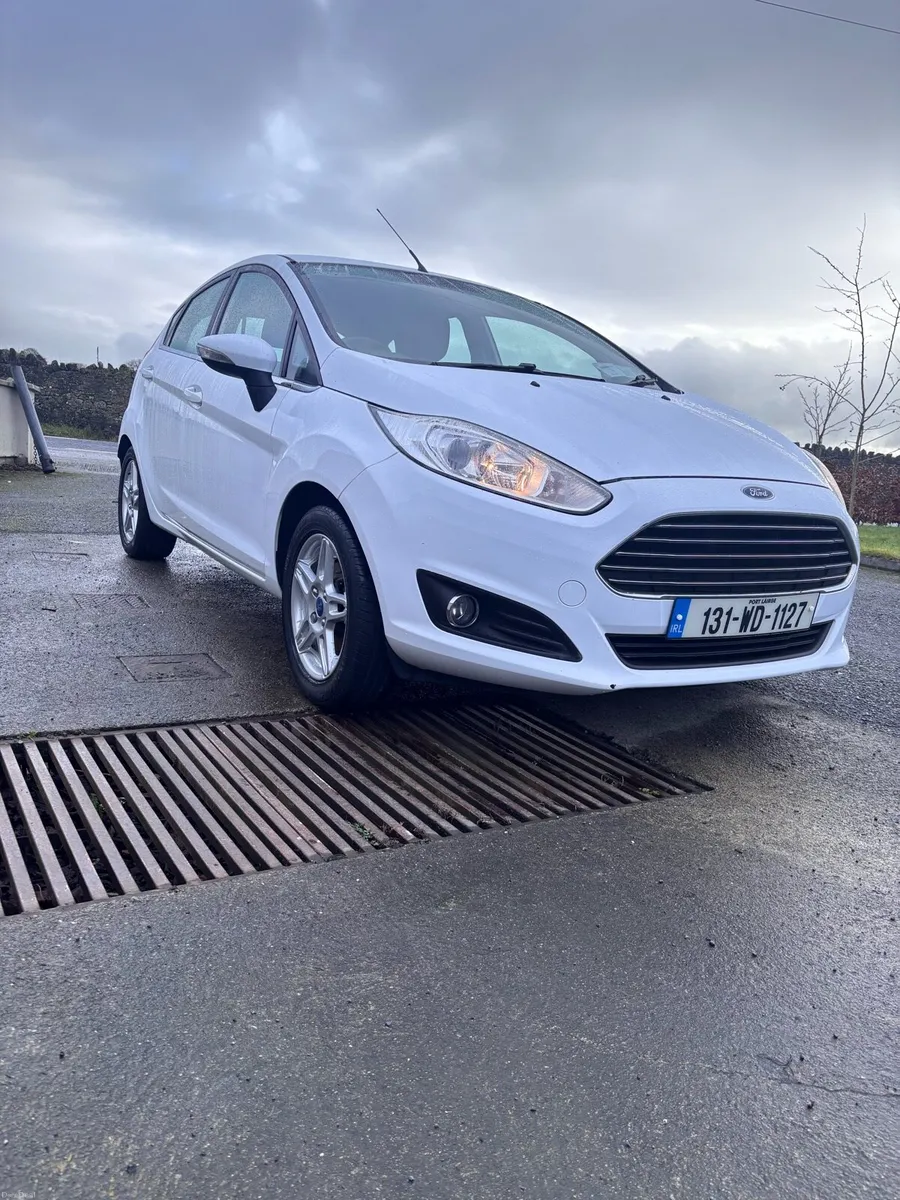 Ford Fiesta Zetec 1.0L petrol - Image 2
