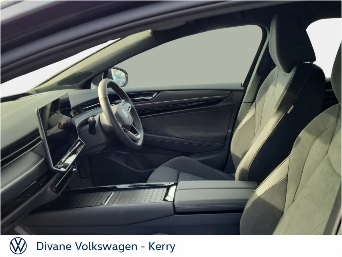 Volkswagen ID.7 700KM TOURER PRO S PLUS 86kwh BATT - Image 4