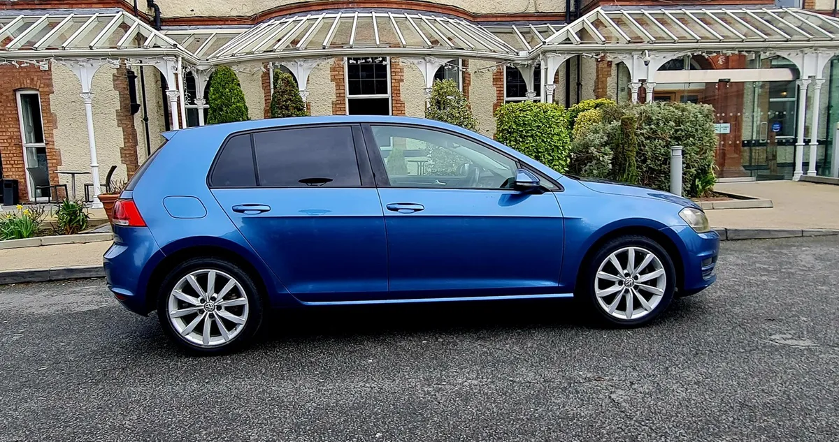 Pristine MK7 VW Golf Highline Automatic - Image 4