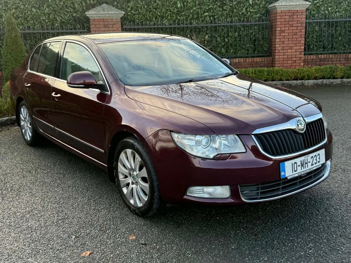 SKODA SUPERB 2.0TDI AUTOMATIC GEARBOX 170HP - Image 3