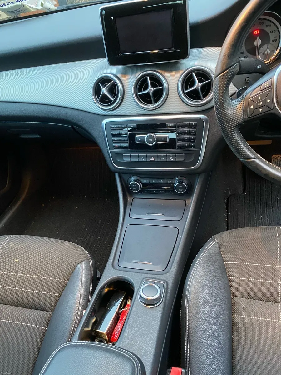 Mercedes Benz CLA220 CDi Sport Auto - Image 3
