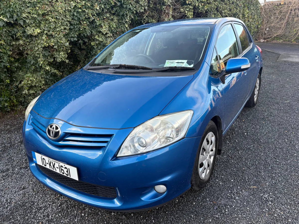 Toyota Auris 2010 1.4 D4D - Image 1