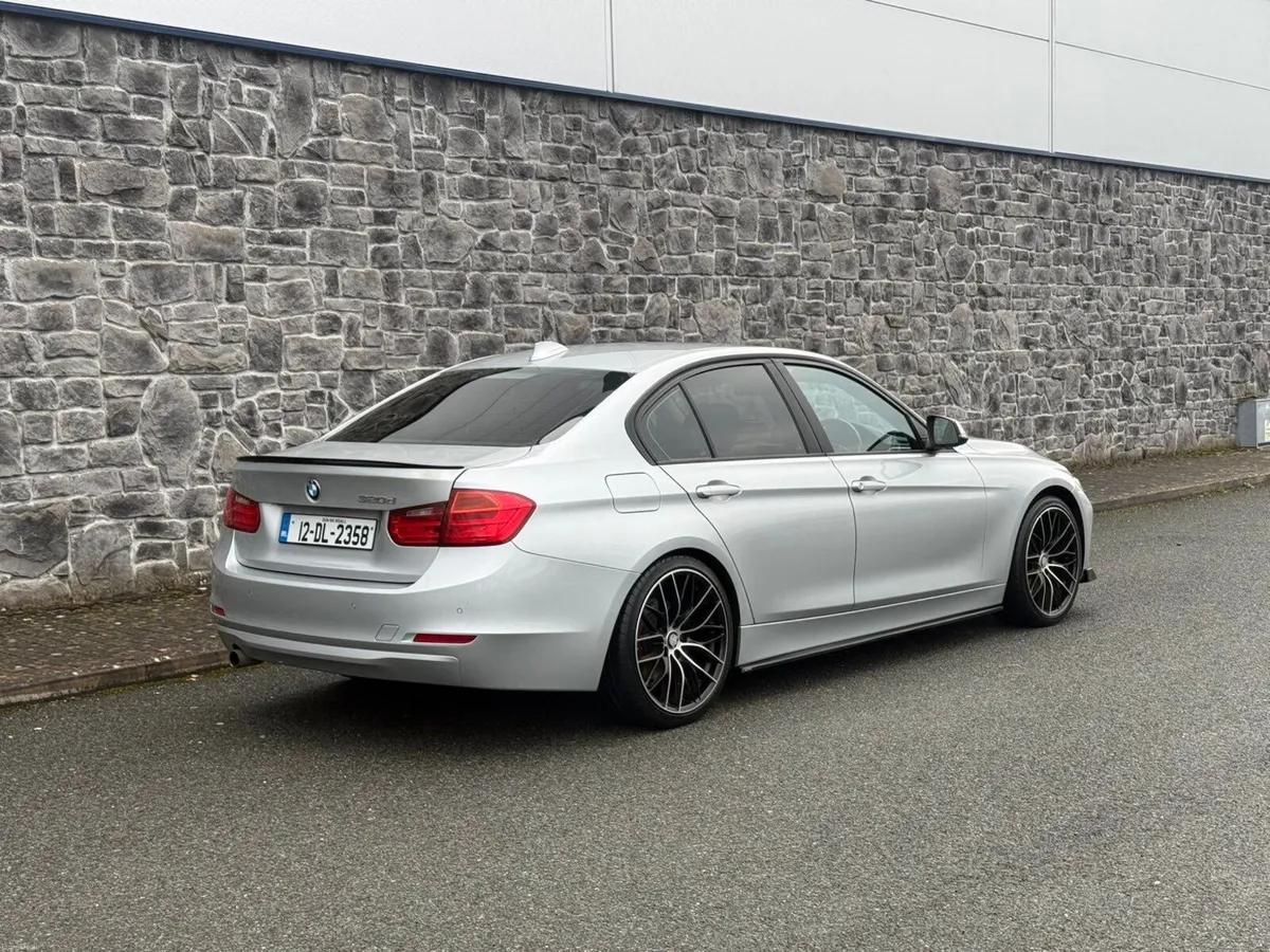 2012 BMW 320D MANUAL SPORT - Image 4