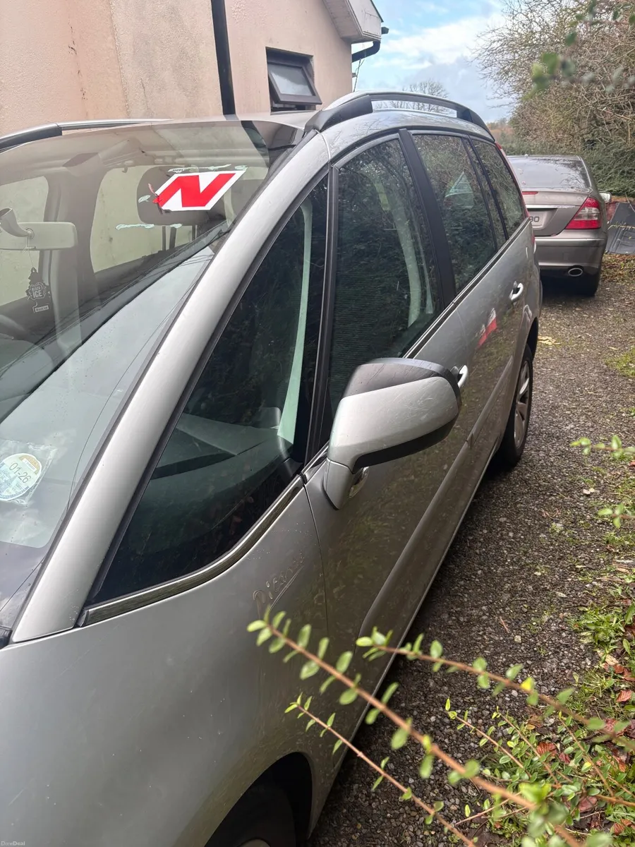 Citroen C4 Grand Picasso 2011 - Image 3