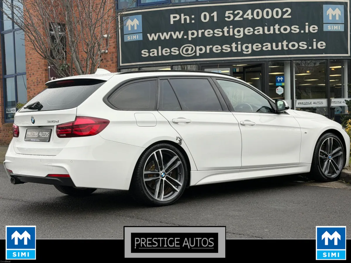BMW 3-Series 320 D M-SPORT TOURER SHADOW EDITION * - Image 4