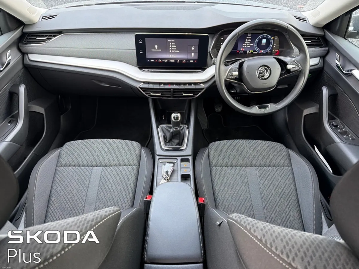 Skoda Octavia STYLE 2.0 TDI 115HP 5DR - Image 2