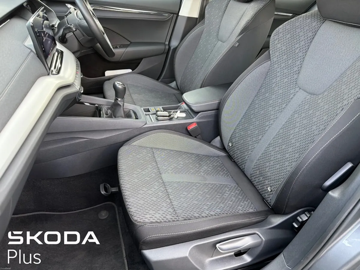 Skoda Octavia STYLE 2.0 TDI 115HP 5DR - Image 4