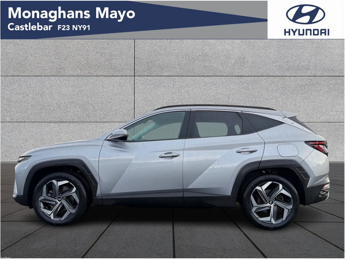 Hyundai Tucson EXECUTIVE PLUS 1.6 PETROL PLUG IN H - Image 6