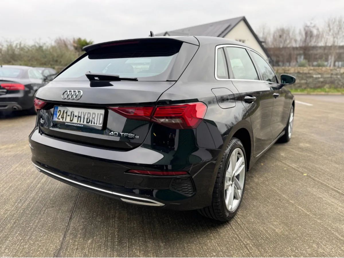 Audi A3 SPORT 40 TFSI E S-A SPORTBACK - Image 4