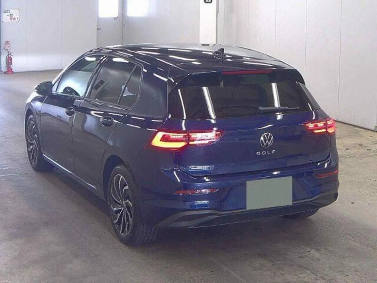 Volkswagen Golf 2.0 Diesel Automatic. Style Only 8 - Image 3