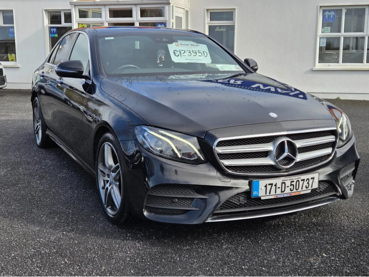 Mercedes-Benz E-Class E220 D AMG LINE PREMIUM AUTO - Image 4