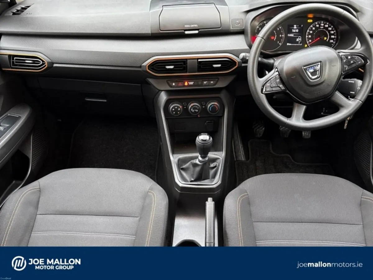 Dacia Sandero Stepway TCe 100 LPG STEPWAY Essentia - Image 4
