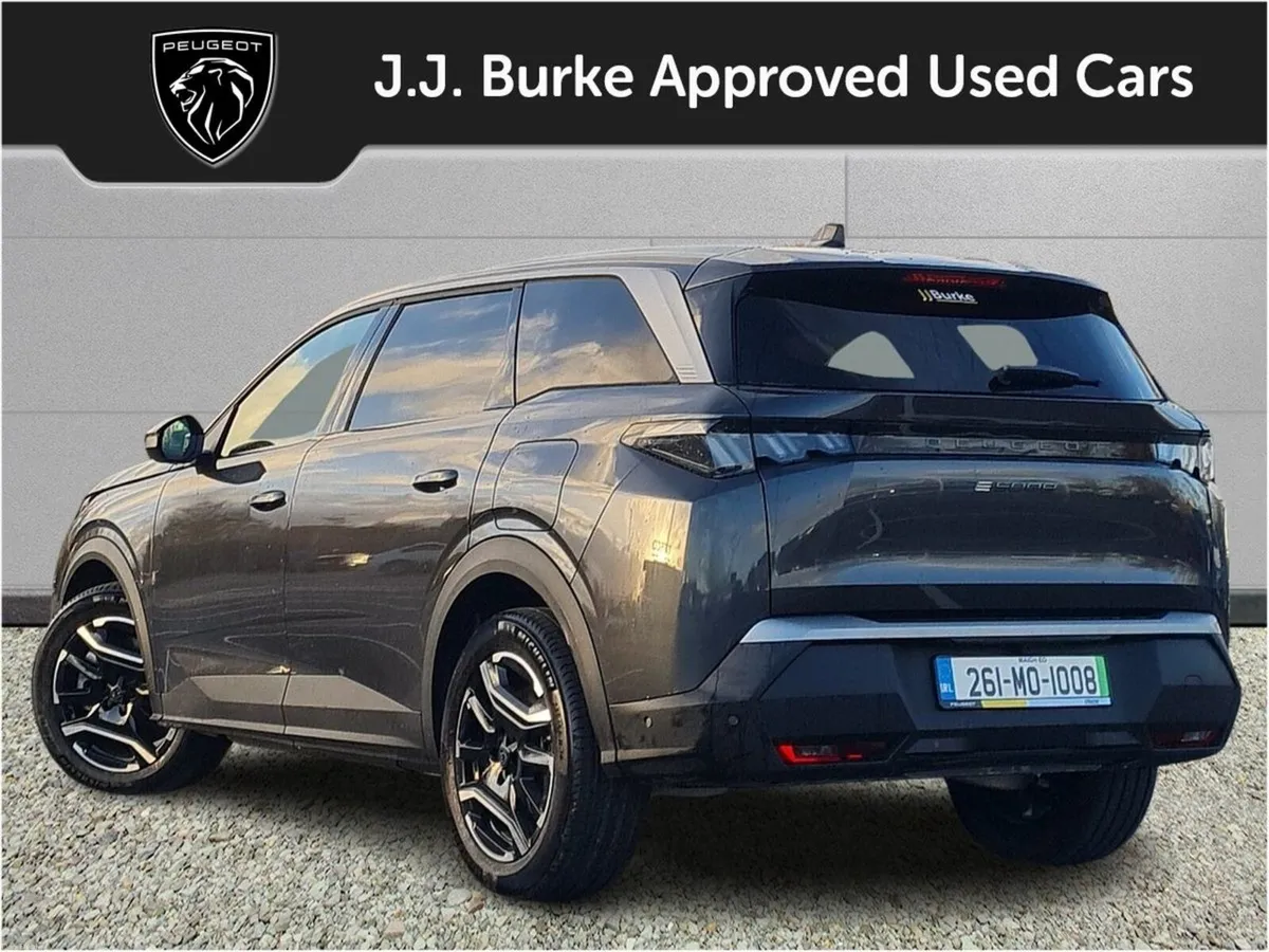 Peugeot 5008 BEV 73kwh 210hp Allure - Image 4