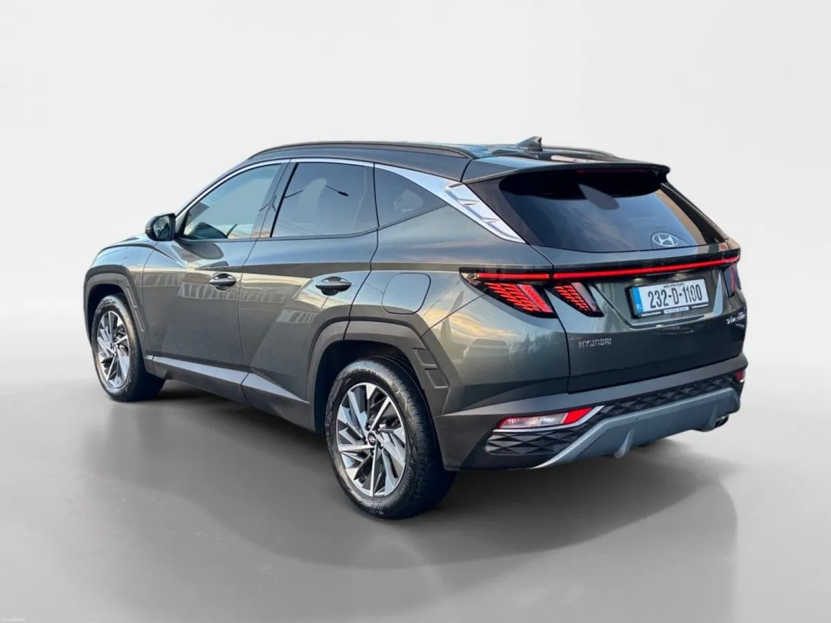 Hyundai Tucson 2WD Executive Plus - Image 4