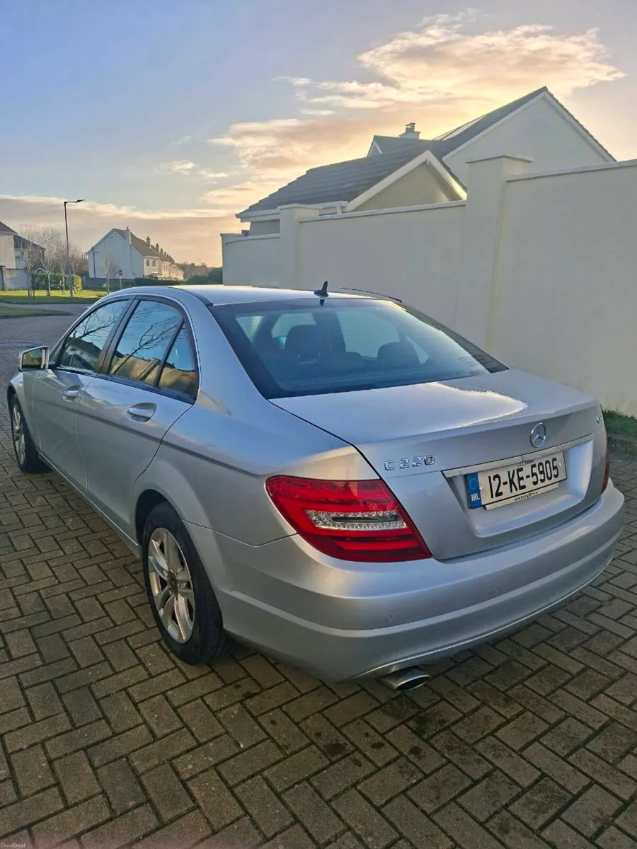 MERCEDES C220 2012 AUTOMATIC - Image 3