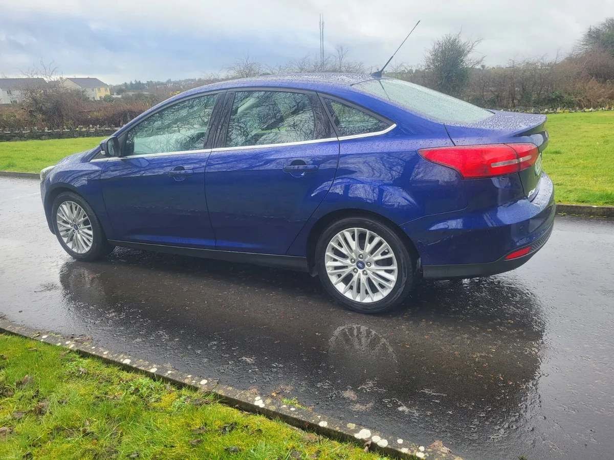 Ford Focus  1.5 Diesel  MINT CONDITION. - Image 4