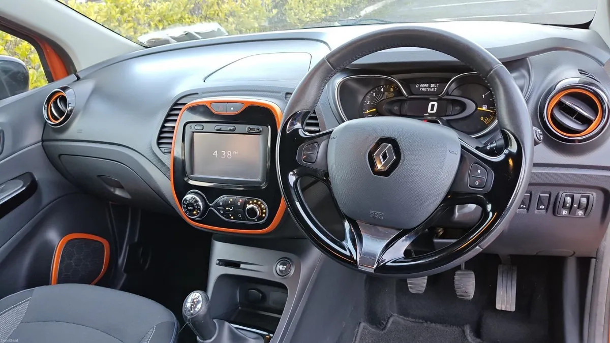 Renault Captur 142 Suv Like New Nct 4/27 Tax 5/26 - Image 3