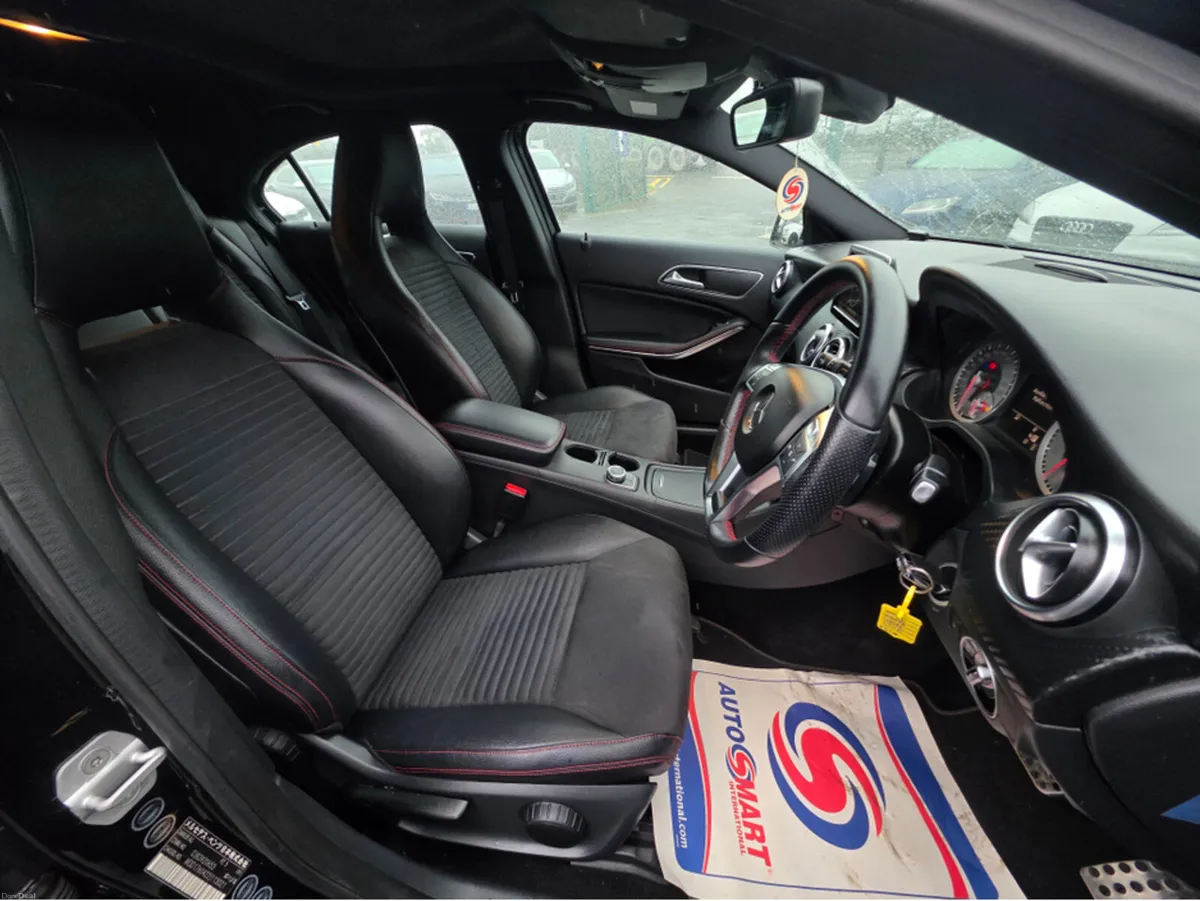 Mercedes-Benz A-Class A180 AMG LINE INTERIOR - HAL - Image 4