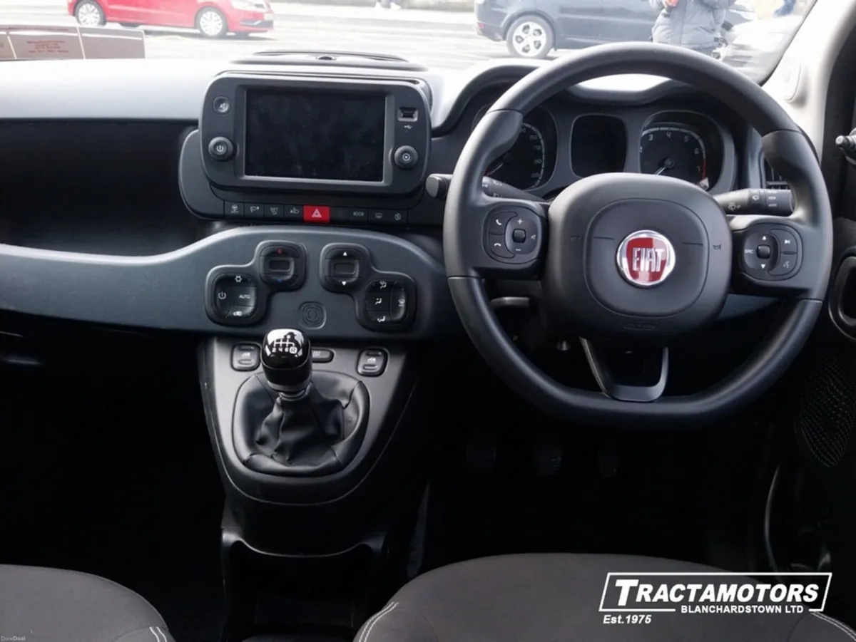 Fiat Panda 1.0 MHEV CROSS 5DR - Image 2