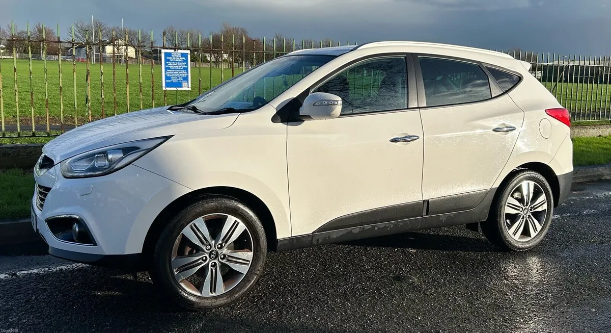 HYUNDAI IX35 - AUTO- VERY LOW KMS - PREMIUM CRDI - Image 1