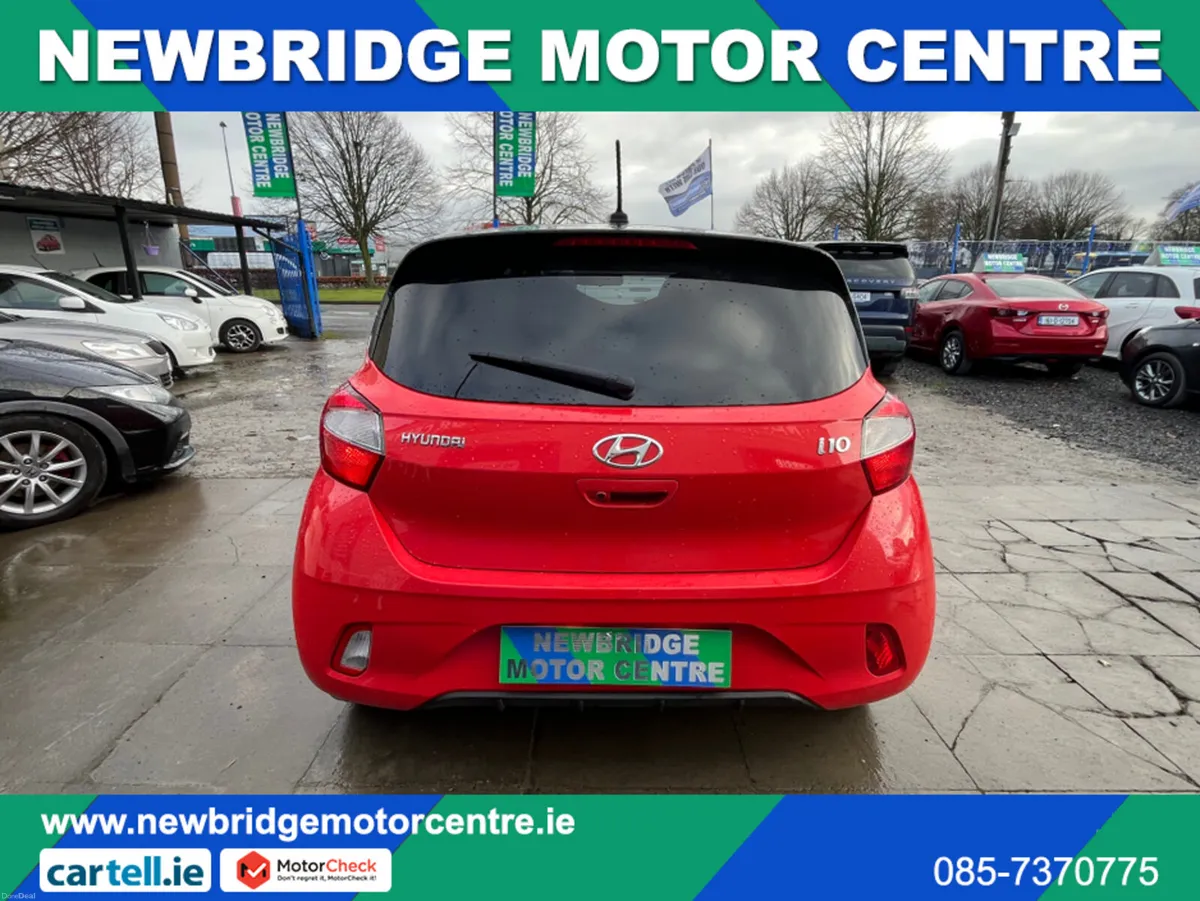 Hyundai i10 DELUXE PLUS 2 TONE ROOF 5DR - Image 4