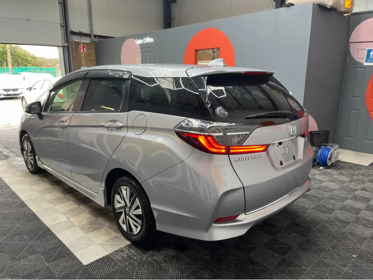 Honda Shuttle 2022 HONDA SHUTTLE HYBRID SENSING 1. - Image 4