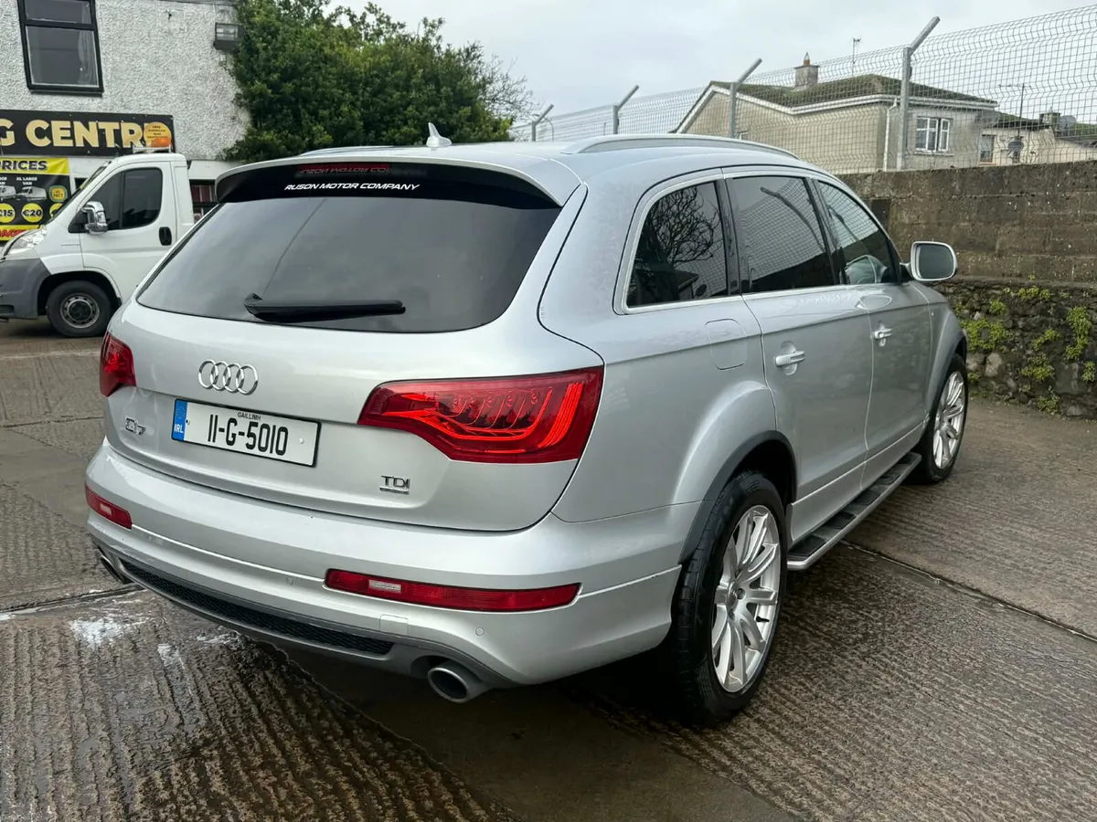 11 Audi Q7 S-line Crewcab - Image 3