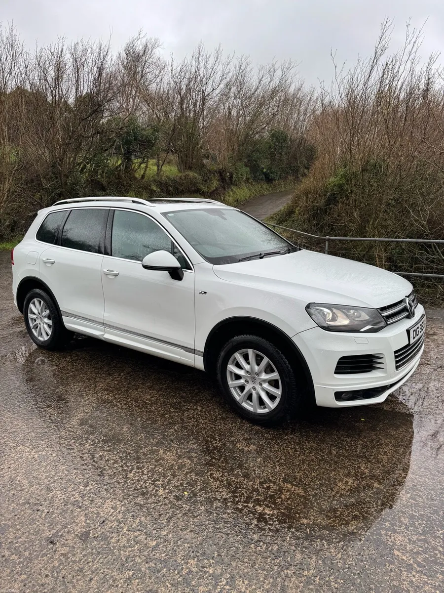 Volkswagen Touareg - Image 1