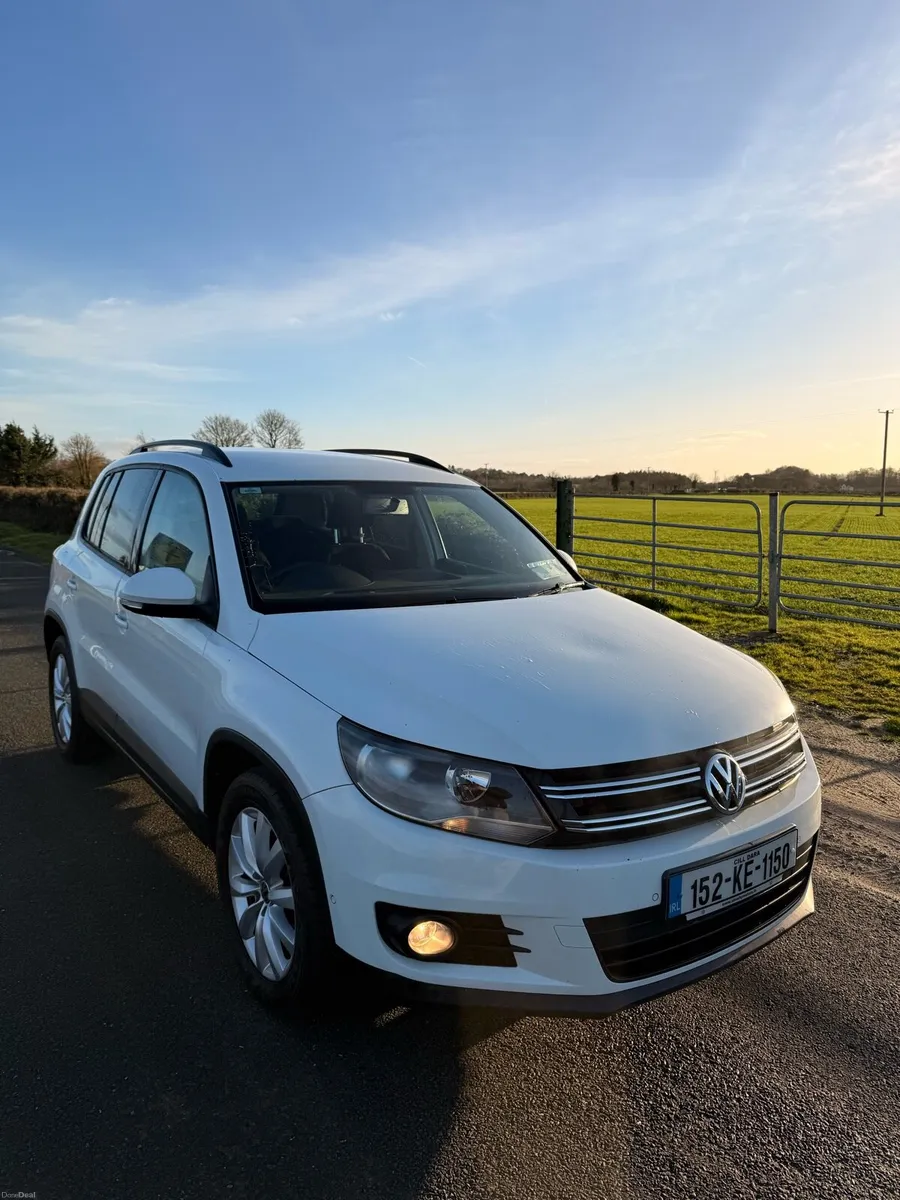 2015 Volkswagen Tiguan *READ AD* - Image 2