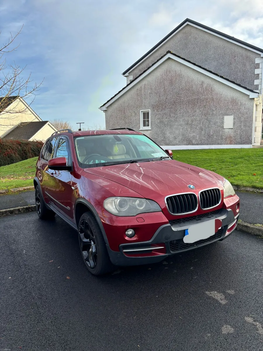 BMW X5 - Image 1