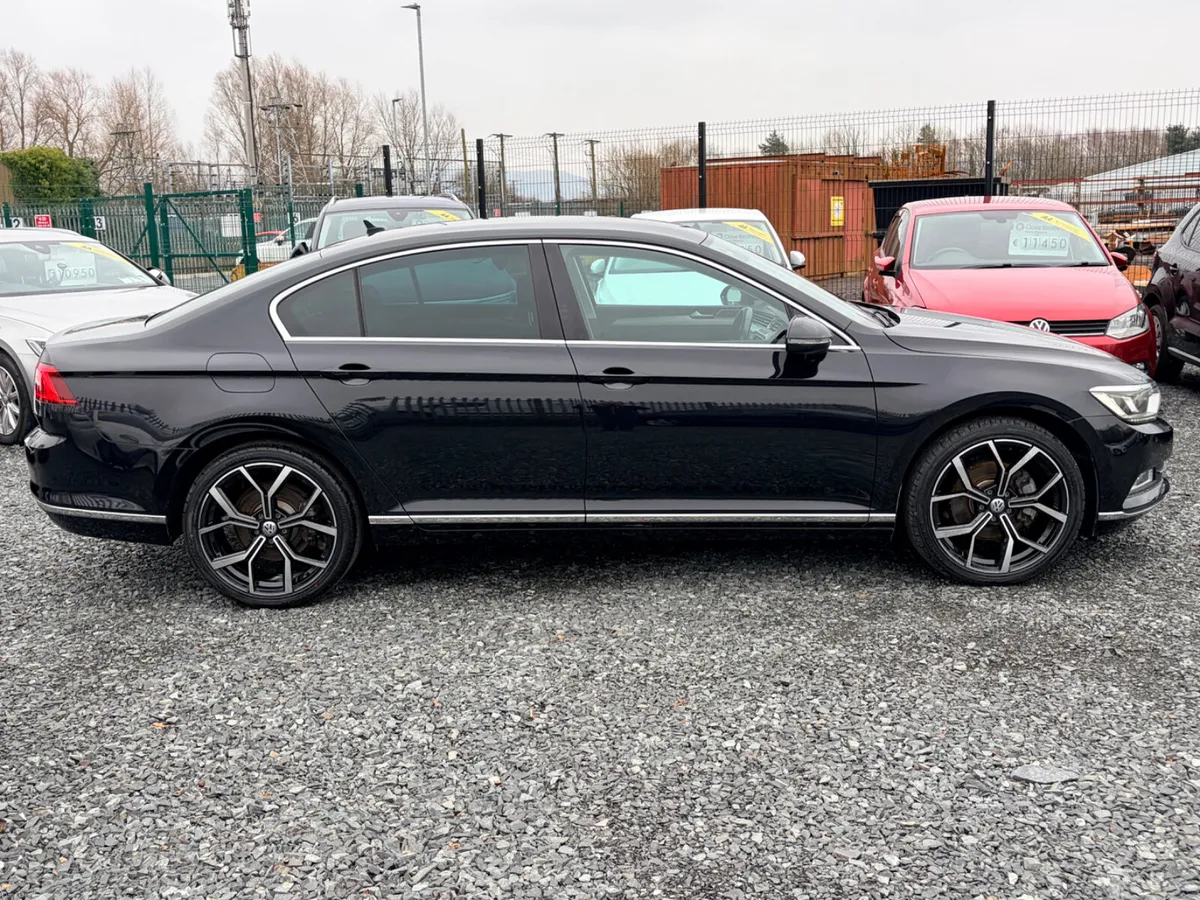 2017 VOLKSWAGEN PASSAT 1.4TSI AUTO FULLY LOADED - Image 3