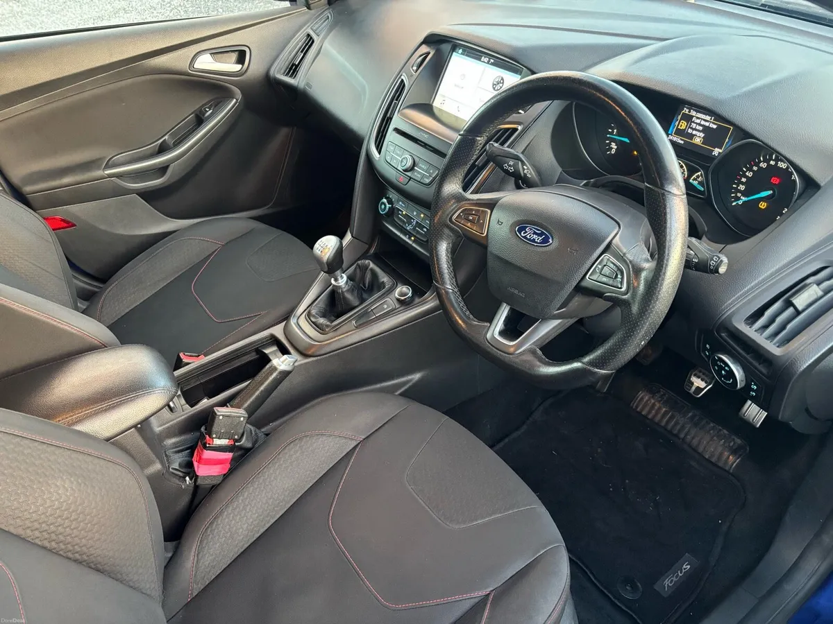 Ford Focus ST-Line 1.5 diesel - Image 3