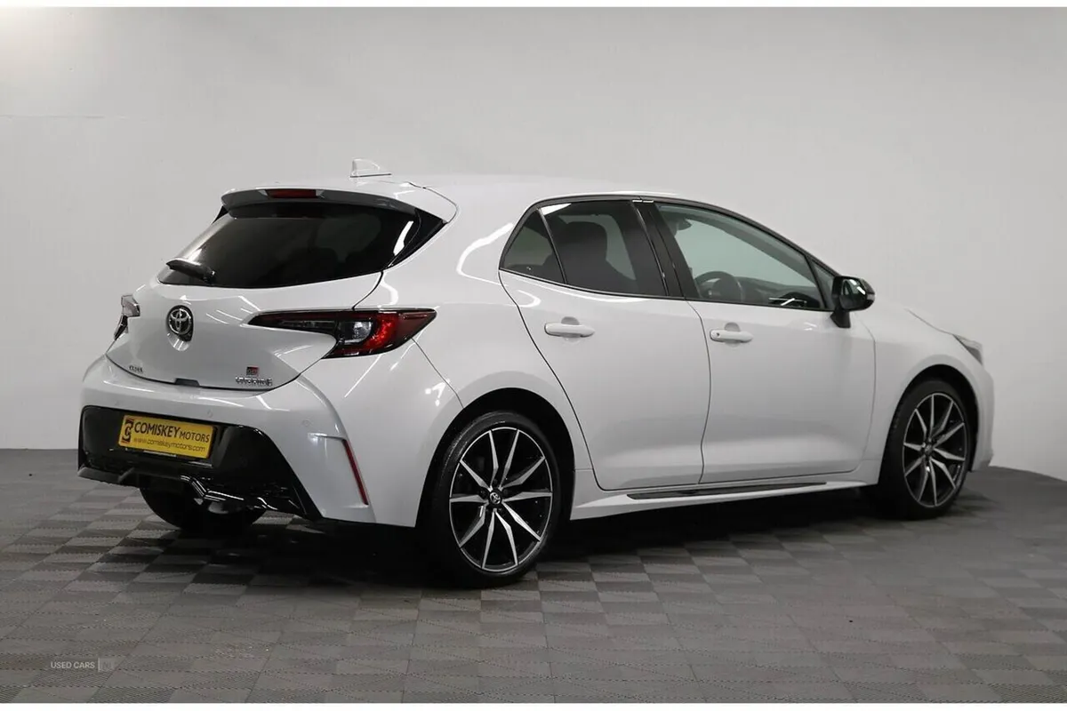 Toyota Corolla VVT-h GR SPORT - Image 6